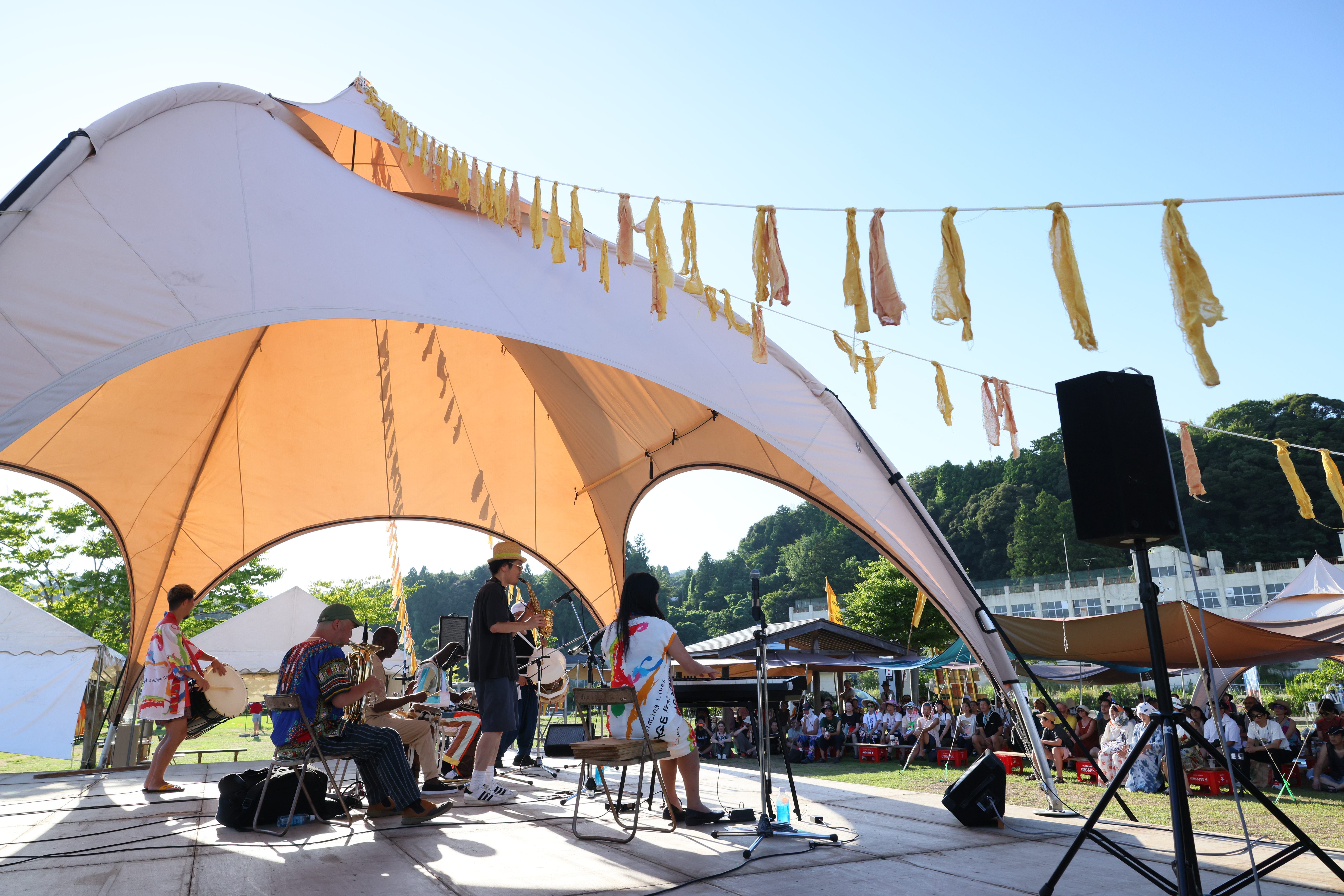 ③無料のフリンジステージ