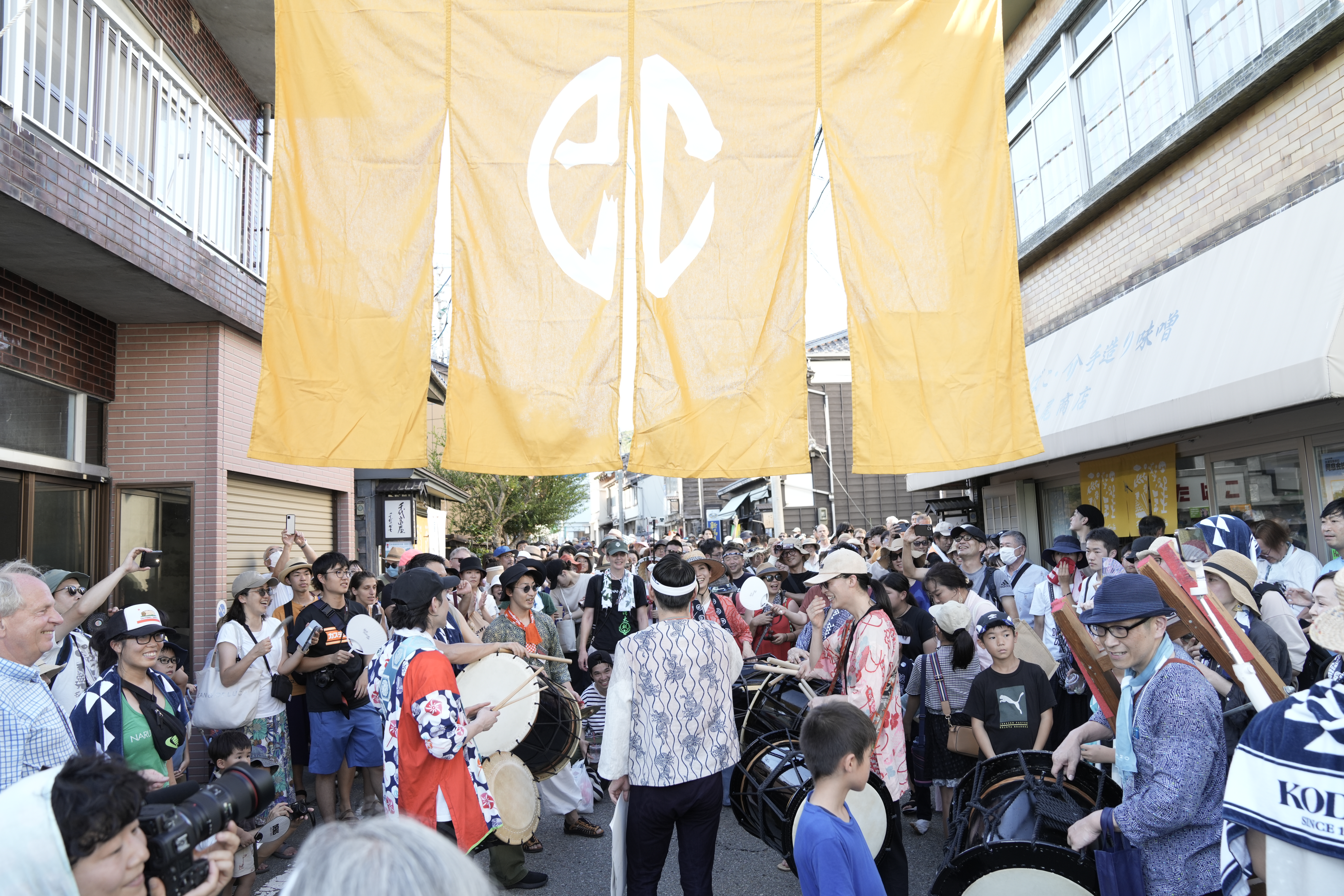 鼓童練り歩き〜EC成功祈願への道